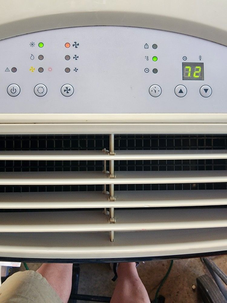 Danby Premiere Portable Air Conditioner/Humidifier for Sale in Hanover