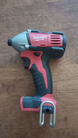 Milwaukee compact impact driver 18M 1/4 inch hex