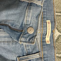 Levi’s 729 High Rise Super Skinny