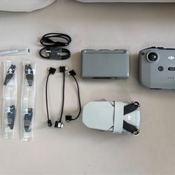 DJI Mini 4K Fly More Combo Drone w/4k