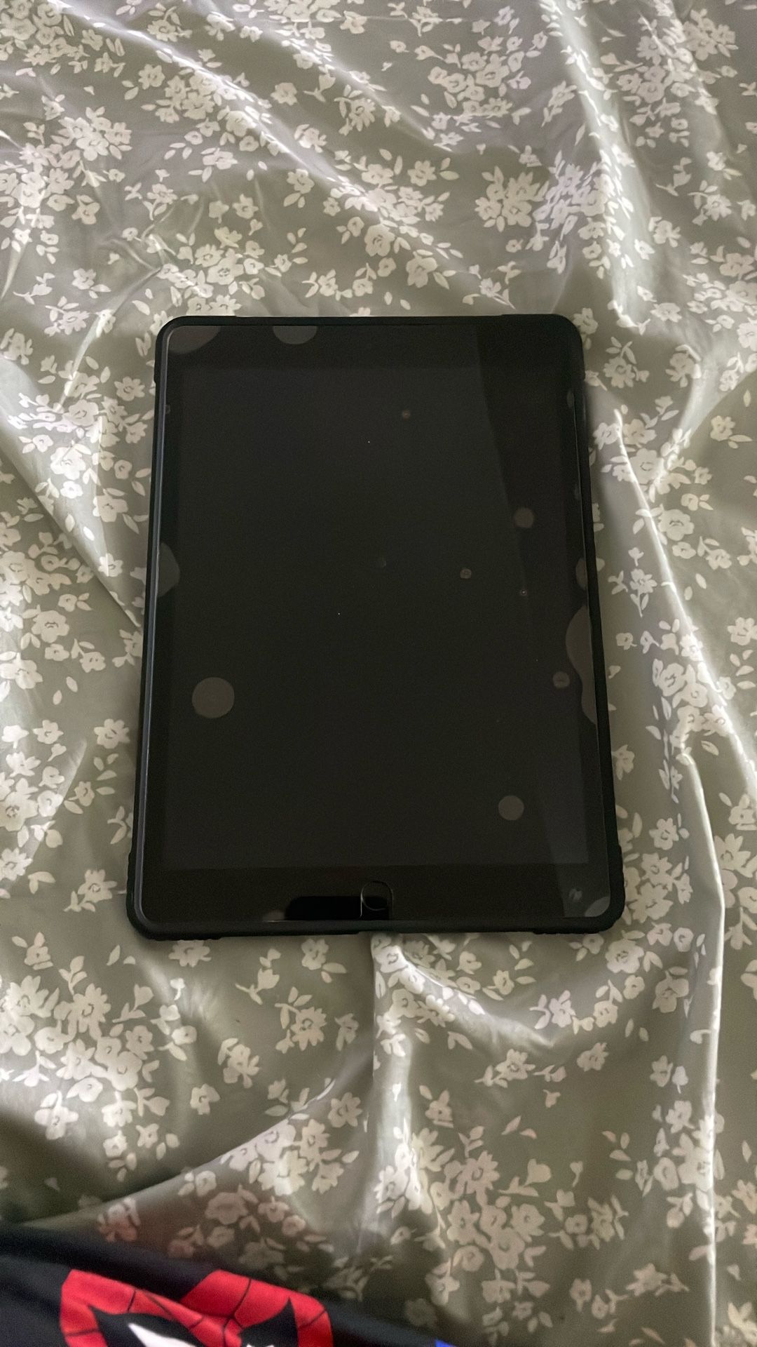 apple 8th generation grey
