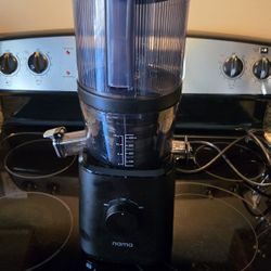 NAMA J2 Juicer