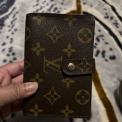 Authentic Louis Vuitton wallet