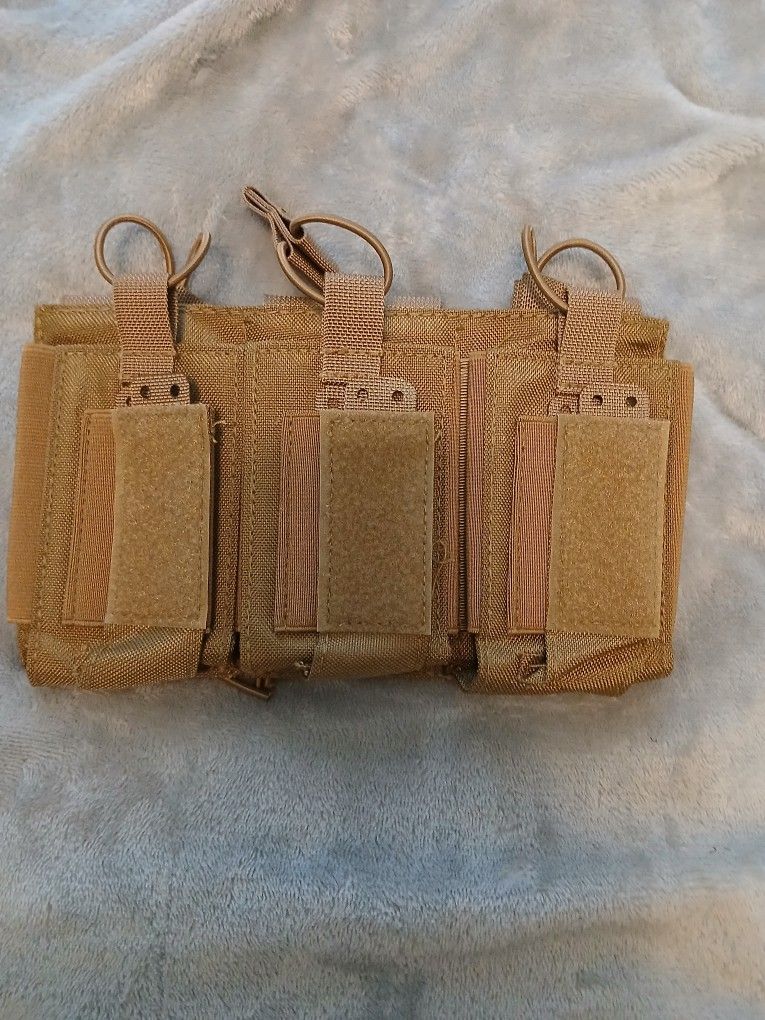 Triple Double Mag Pouch