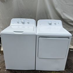Nice washer and dryer in excellent condition💧💧