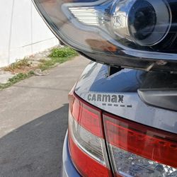 Luces Delanteras Y Traseras.