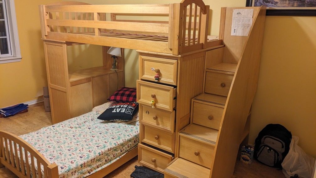 Bunk Bed 2 x Twin