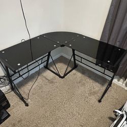 L-Shaped Computer Desk