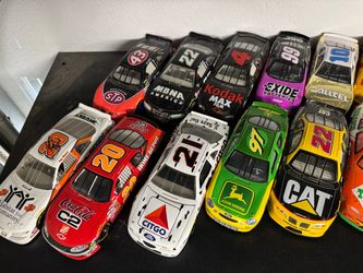 NASCAR Diecast 1:24 cars