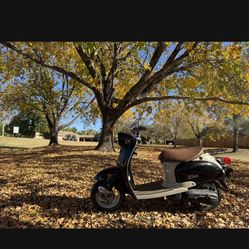 Classic 2002 Yamaha Vino 49cc $1300 OBO (4k miles)