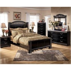 Stunning royal style bedroom suite