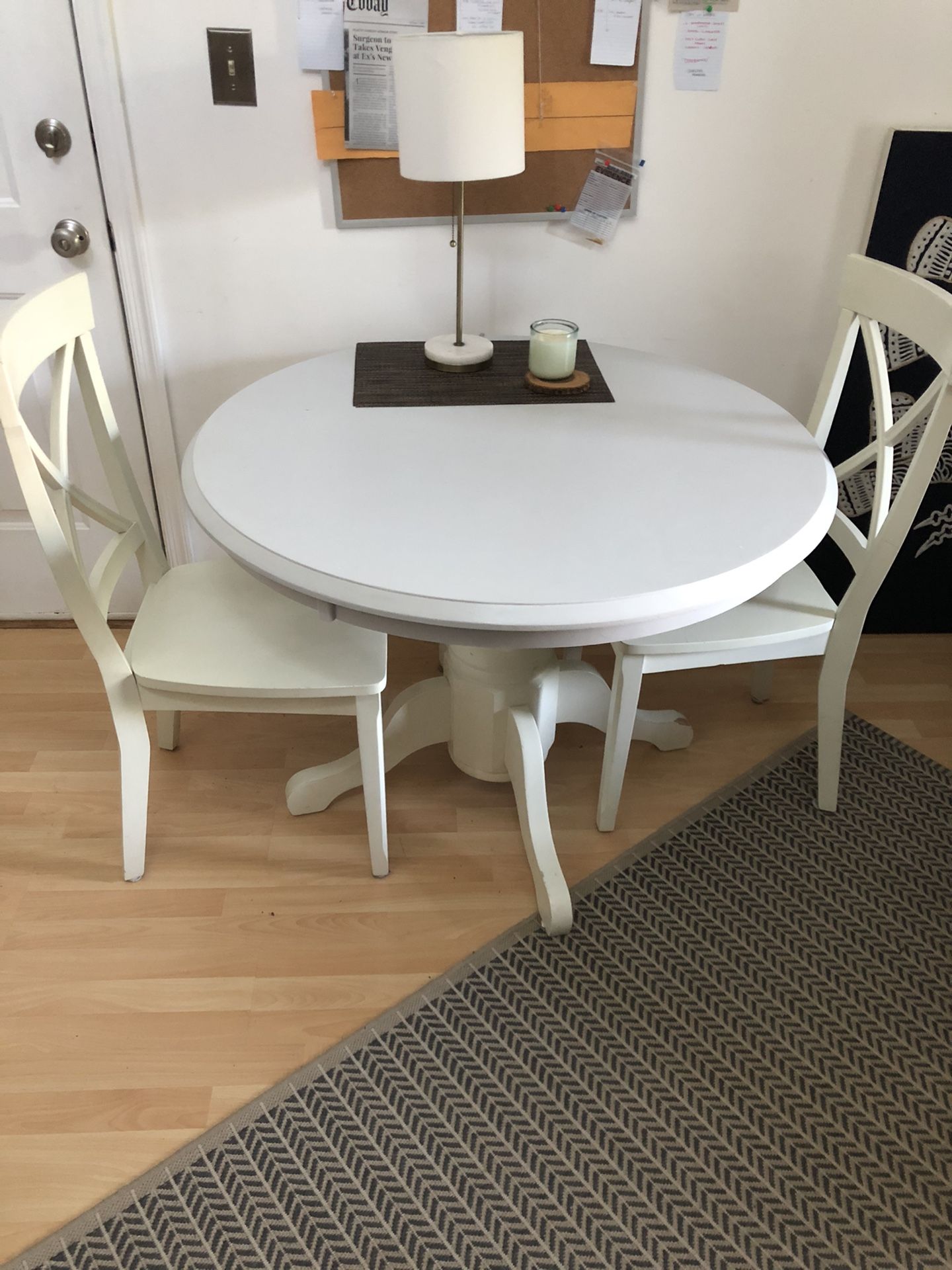 Round Table & 2 Chairs