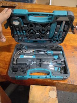 Anvil 76-Piece Homeowner's Tools..Set de herramientas Anvil de 76 piezas para el hogar