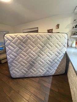 Queen Size mattress