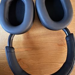 Sony Wh-1000xm5 Noise Canceling Headphones 