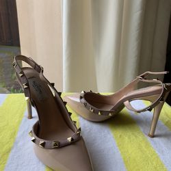 Valentino 4” Heels Size 37/7