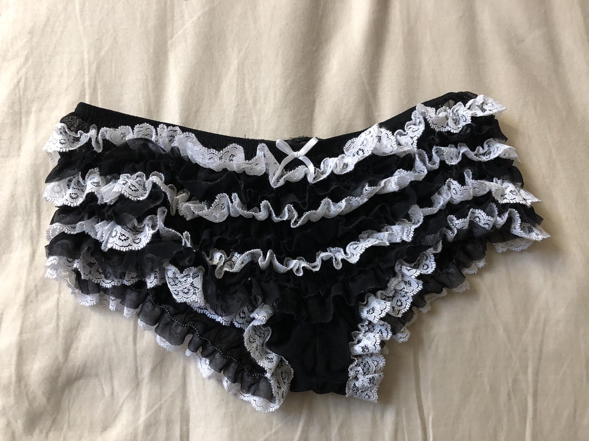 Leg avenue sexy French maid panties / bloomers