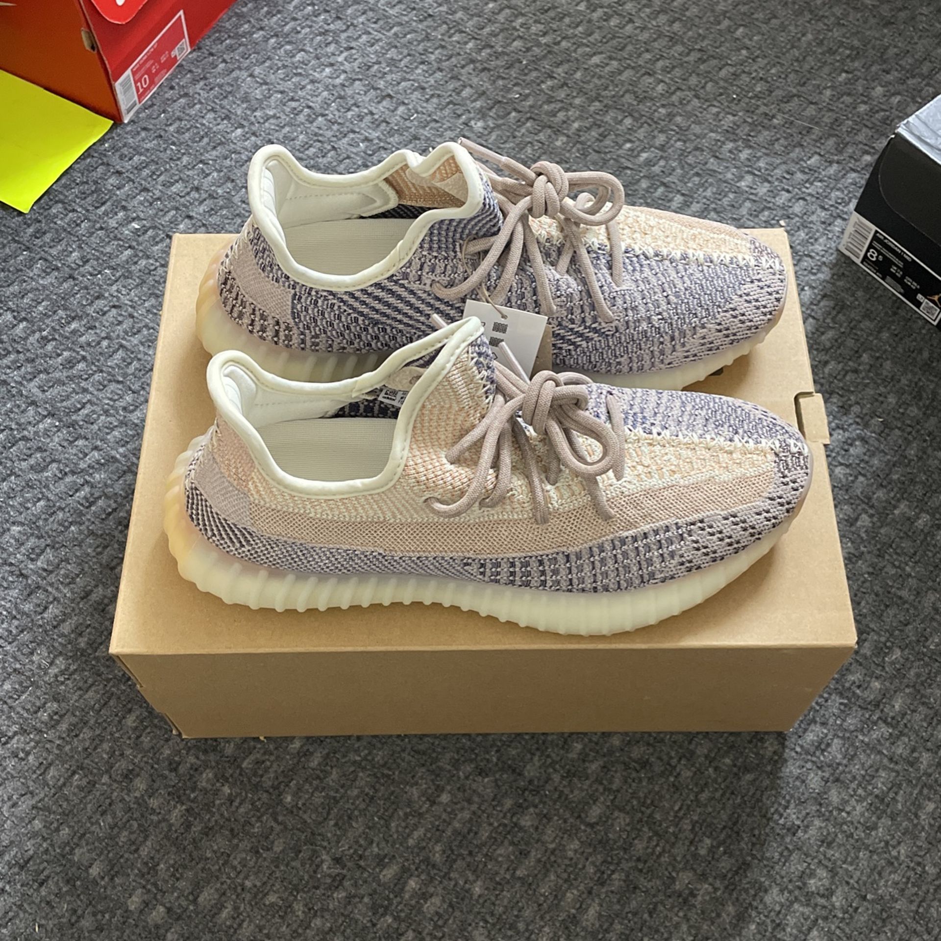 Yeezy Boost 350 Pearl