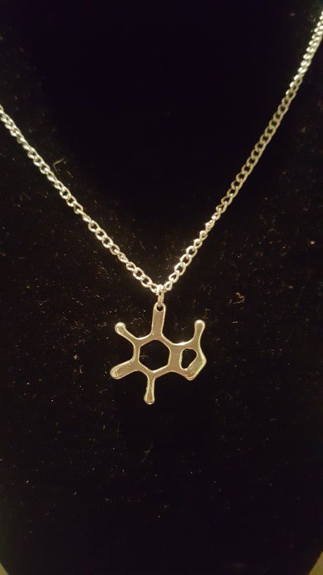 Molecule Necklace Caffeine
