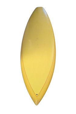 Yellow Surfboard – Classic Shape 6' 11