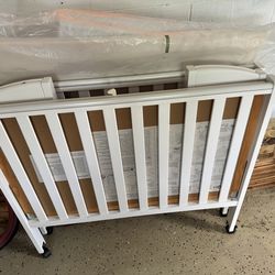 Crib