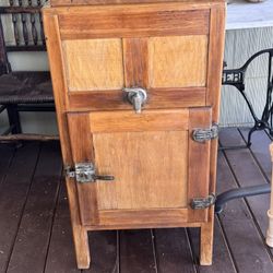 Antique Oak Tin Lined Ice Box