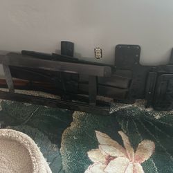 Tv Mount W/ All Hardware 
