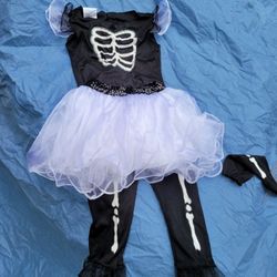 HALLOWEEN COSTUME!!! Girls skeleton Costume Size 7/8