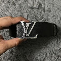 Louis Vuitton Black Men’s Belt