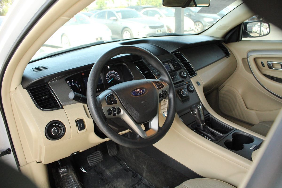 2018 Ford Taurus