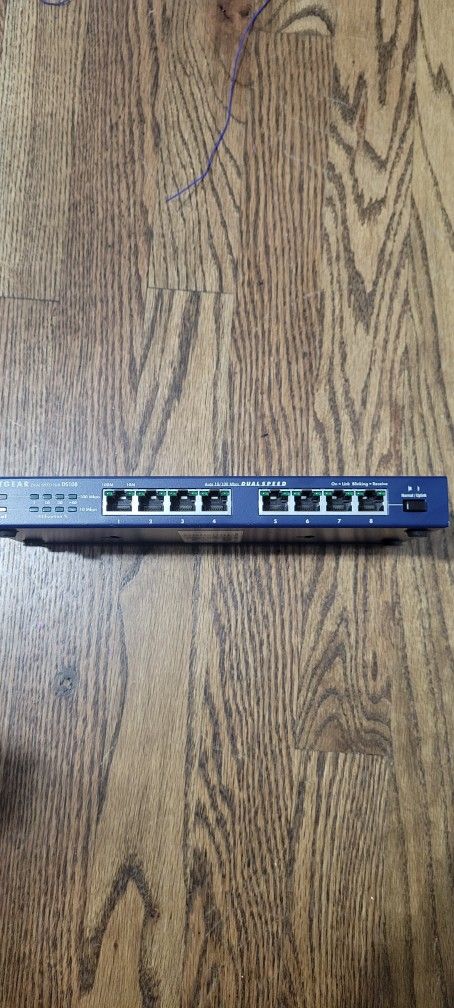 Netgear 8port Dual Speed Hub