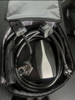 Tesla mobile charger