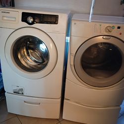 Tengo Un Set De Lavadora Y Secadora De Gas