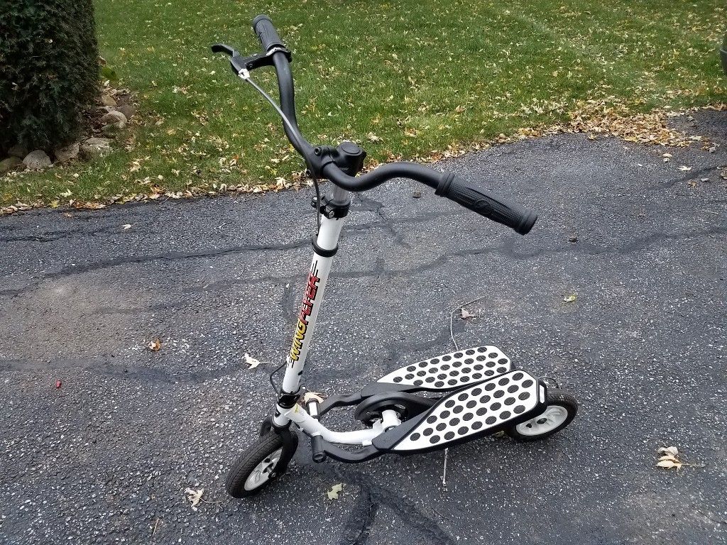 Zike Wing Flyer Z150 Scooter