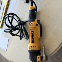 3 Amp Corded Oscillating Tool Kit