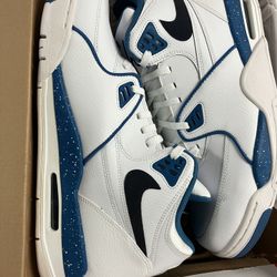 Men’s Nike Air Flight 89