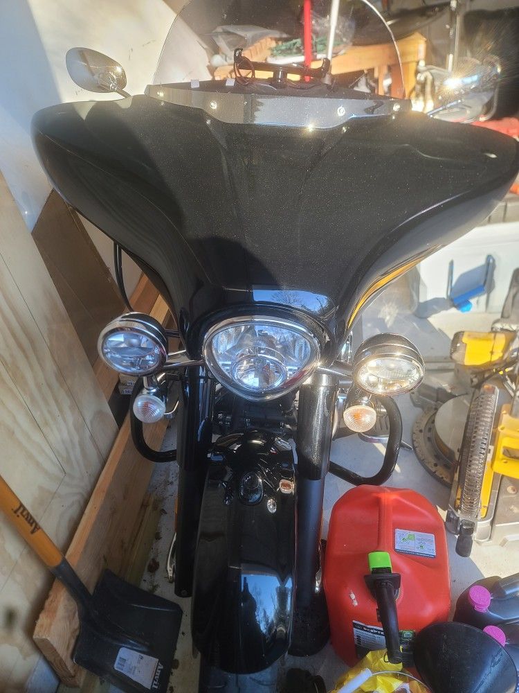 2011 Yamaha Stratoliner  $11k