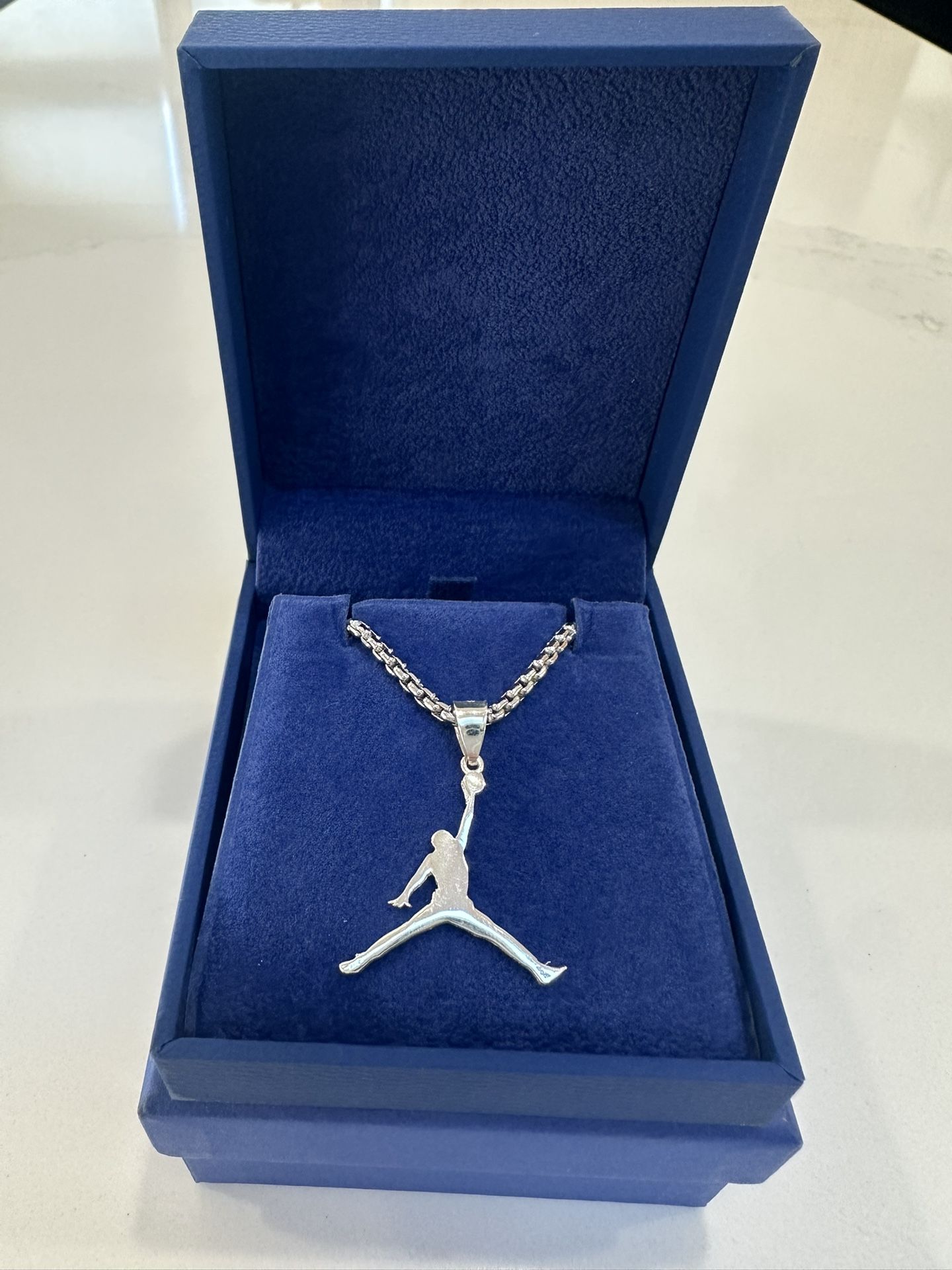 18” Sterling Silver Chain and Jordan Jumpman Pendant