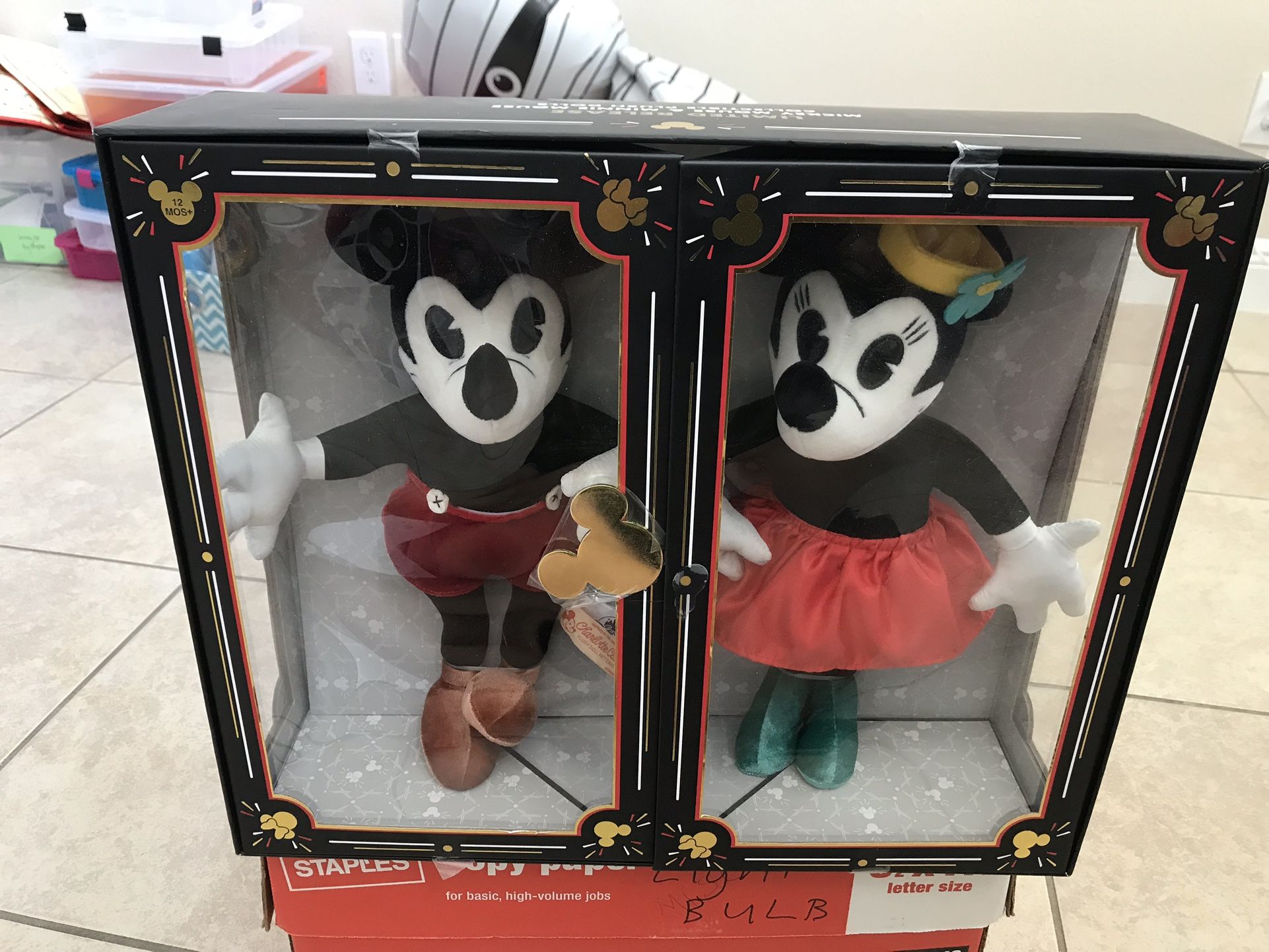 Mickey Mouse & Minnie Mouse Collection