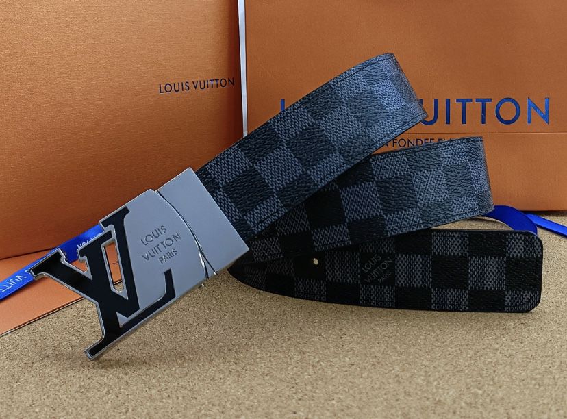 Loui Vuitton Belt for Sale in Woodbury, NJ - OfferUp