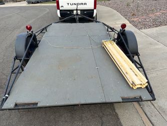 Trailer utility tows great new title and registration plates.