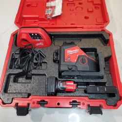 Milwaukee
M12 12-Volt Lithium-Ion Cordless Green 250 ft. 3-Plane Laser Level Kit with One 4.0 Ah Battery, Charger and Case