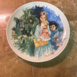 This item is a decorative porcelain collector plate titled "Cecile et Raoul," featuring artwork by Paul Durand