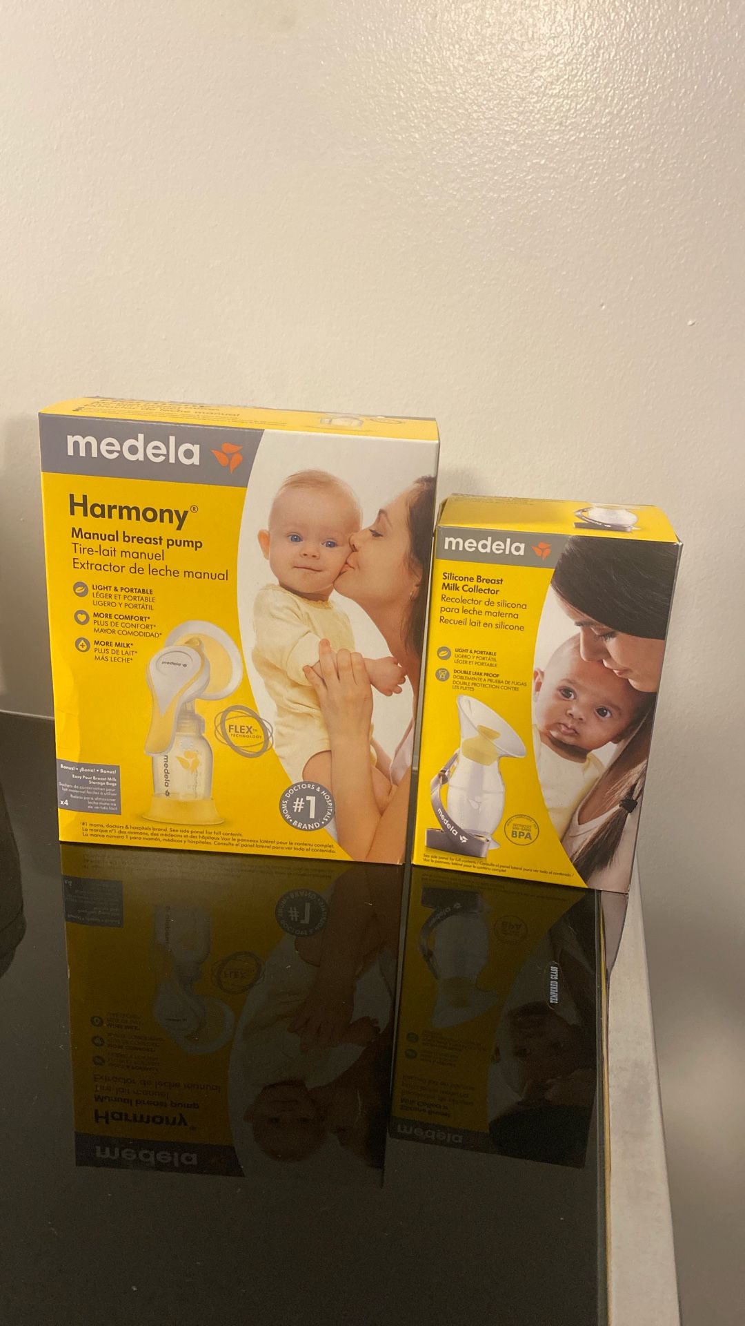 Manual Breast Pump And Silicone Breast Milk Collector NEW