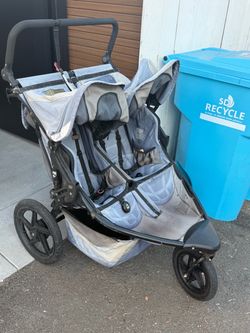 BOB Double Jogging Stroller
