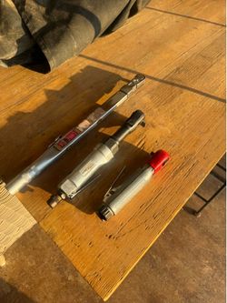 Snap-On one torque wrench and air ratchets