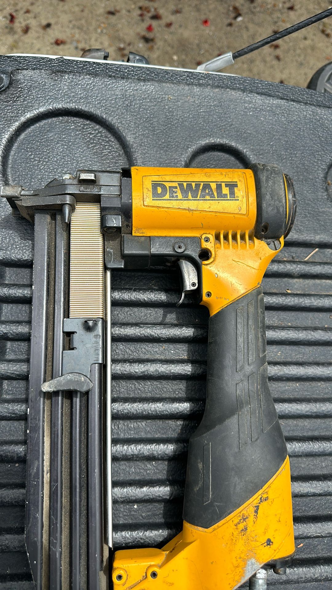 Pistola