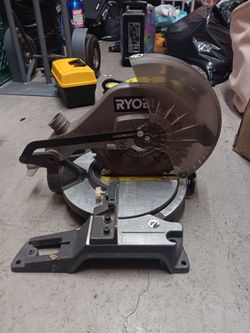 Ryobi Power Tool Saw