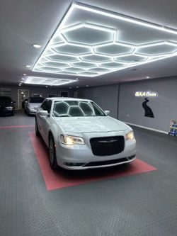 2016 Chrysler 300