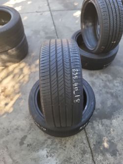 235/40/18